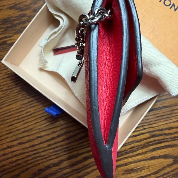 Louis Vuitton Empriente Card Holder with Keychain - Picture 12 of 15